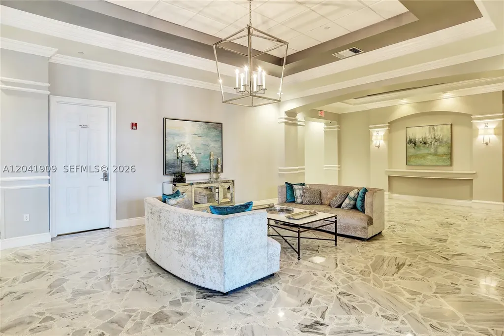 2501 S Ocean Drive Hollywood FL 33019