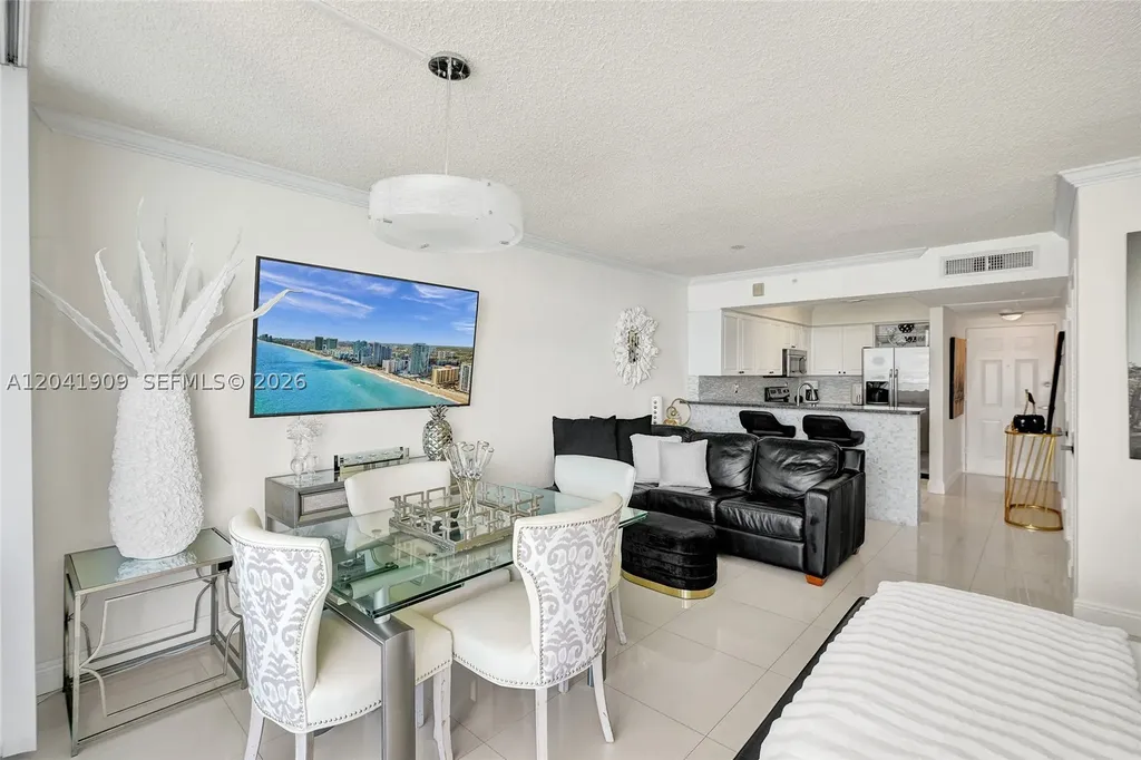 2501 S Ocean Drive Hollywood FL 33019