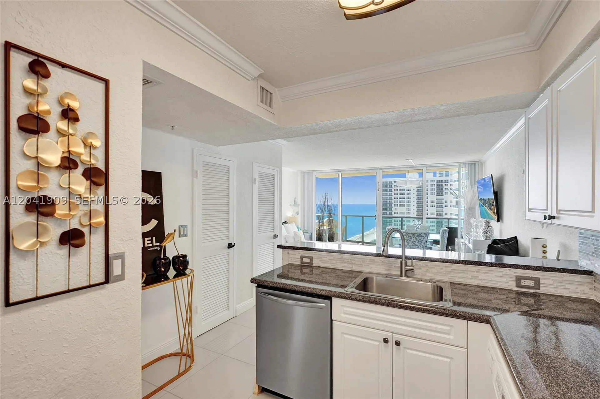 2501 S Ocean Drive Hollywood FL 33019