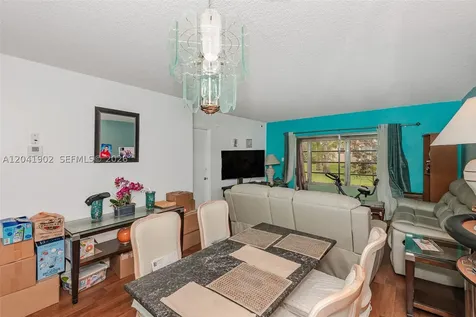 7200 NW 4th Place Margate FL 33063