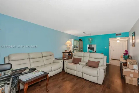 7200 NW 4th Place Margate FL 33063