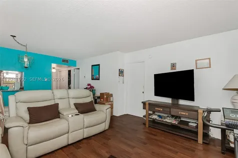 7200 NW 4th Place Margate FL 33063