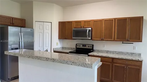 3042 Grandiflora Drive Green Acres FL 33467