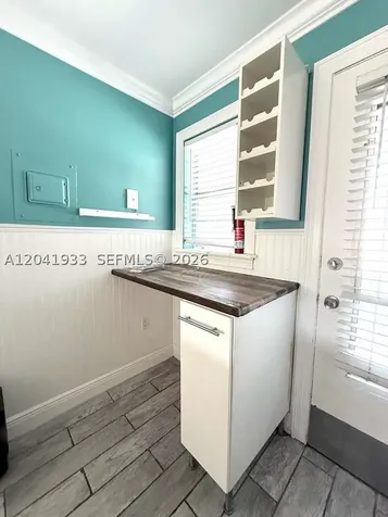 1530 NE 191st Street Miami FL 33179