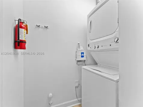 Miami FL 33175