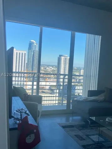 133 NE 2nd Avenue Miami FL 33132