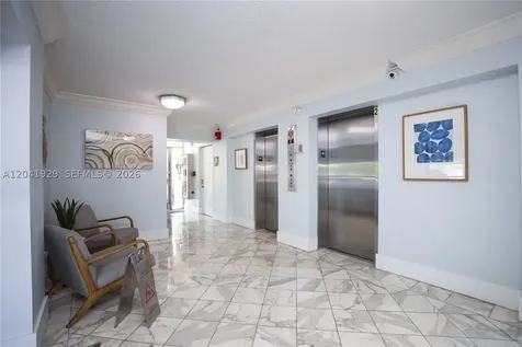 2000 NE 135th Street North Miami FL 33181
