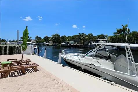 2000 NE 135th Street North Miami FL 33181