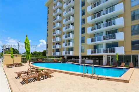 2000 NE 135th Street North Miami FL 33181