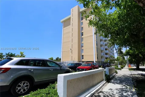 2000 NE 135th Street North Miami FL 33181