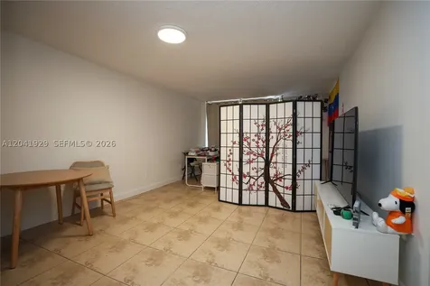 2000 NE 135th Street North Miami FL 33181