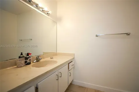 2000 NE 135th Street North Miami FL 33181