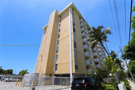 2000 NE 135th Street North Miami FL 33181