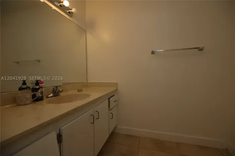 2000 NE 135th Street North Miami FL 33181