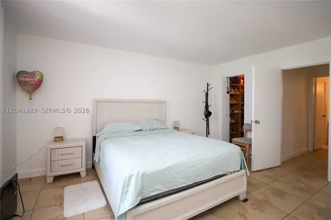 2000 NE 135th Street North Miami FL 33181