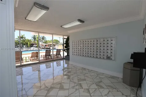 2000 NE 135th Street North Miami FL 33181