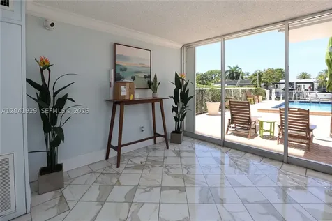2000 NE 135th Street North Miami FL 33181
