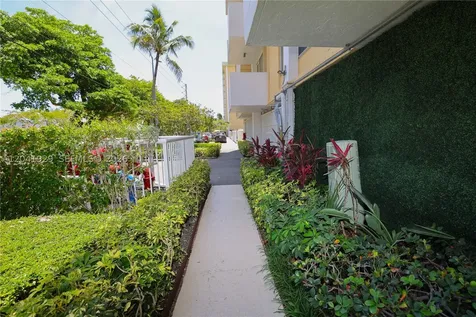 2000 NE 135th Street North Miami FL 33181
