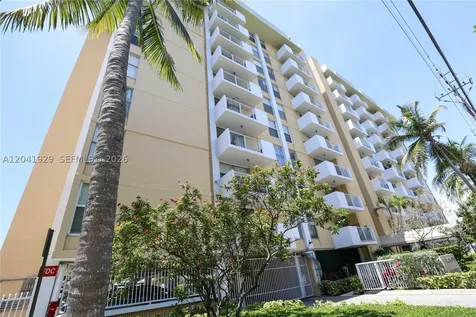2000 NE 135th Street North Miami FL 33181