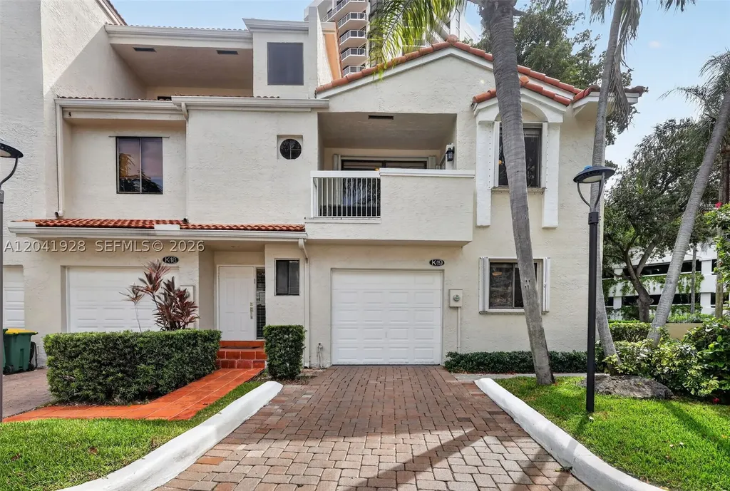 21391 Marina Cove Circle Aventura FL 33180