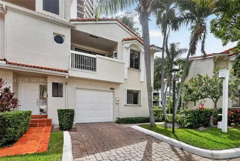 21391 Marina Cove Circle Aventura FL 33180