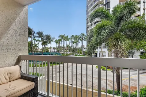 21391 Marina Cove Circle Aventura FL 33180