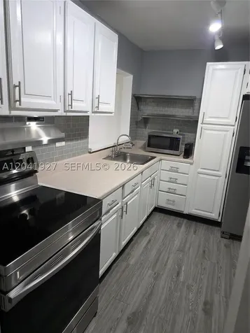 8065 SW 107th Avenue Miami FL 33173