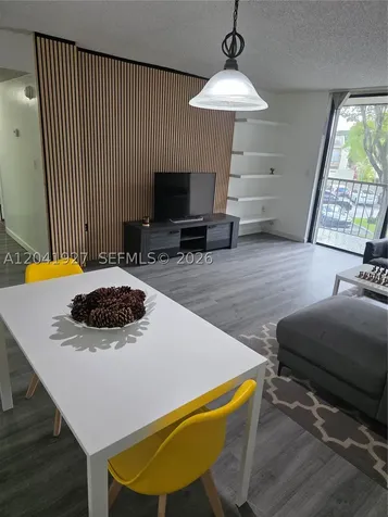 8065 SW 107th Avenue Miami FL 33173