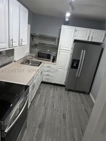 8065 SW 107th Avenue Miami FL 33173
