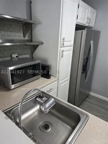8065 SW 107th Avenue Miami FL 33173