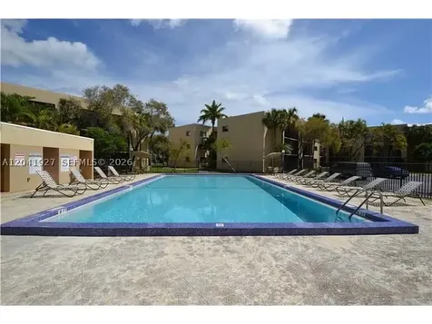 8065 SW 107th Avenue Miami FL 33173