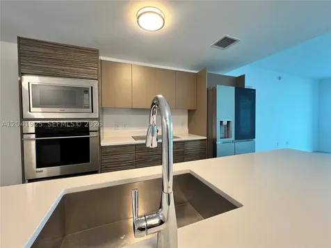 460 NE 28th Street Miami FL 33137