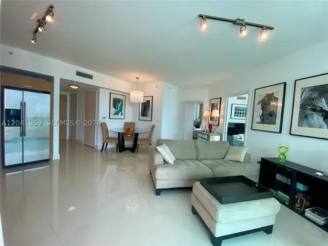 350 S Miami Avenue Miami FL 33130