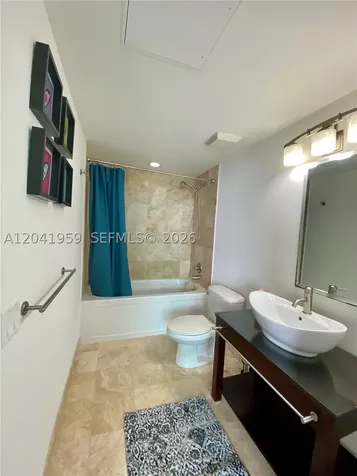 350 S Miami Avenue Miami FL 33130