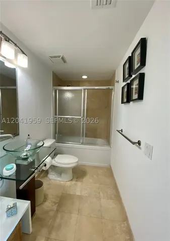 350 S Miami Avenue Miami FL 33130