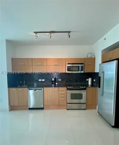 350 S Miami Avenue Miami FL 33130