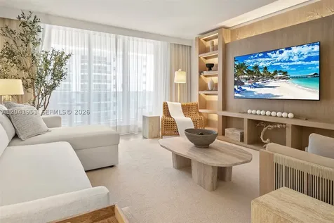 102 24th Street Miami Beach FL 33139