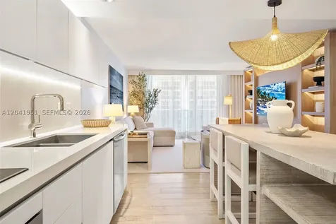 102 24th Street Miami Beach FL 33139