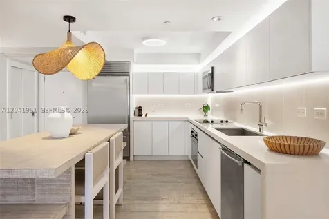 102 24th Street Miami Beach FL 33139
