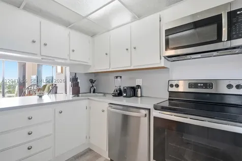 1470 NE 123rd Street North Miami FL 33161