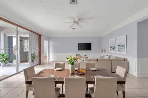 5823 Plum Harbor Circle Tamarac FL 33321