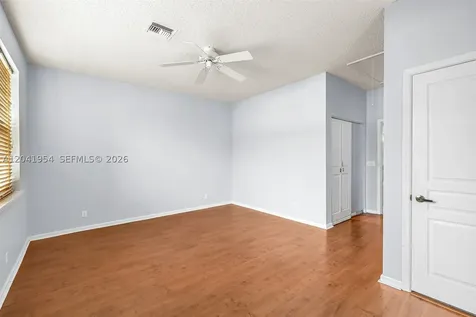 5823 Plum Harbor Circle Tamarac FL 33321