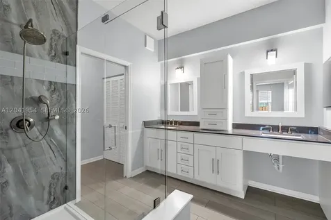 5823 Plum Harbor Circle Tamarac FL 33321