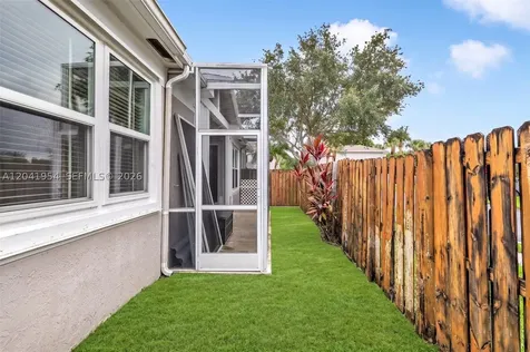 5823 Plum Harbor Circle Tamarac FL 33321