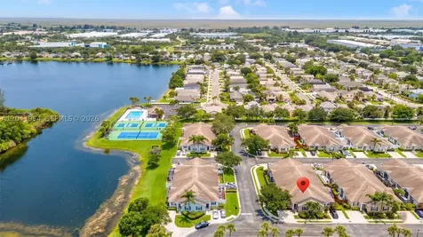 5823 Plum Harbor Circle Tamarac FL 33321