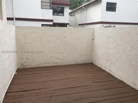 331 Ives Dairy Road Miami FL 33179