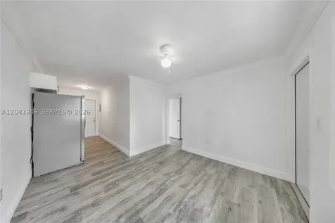 5511 SW 20th Street West Park FL 33023