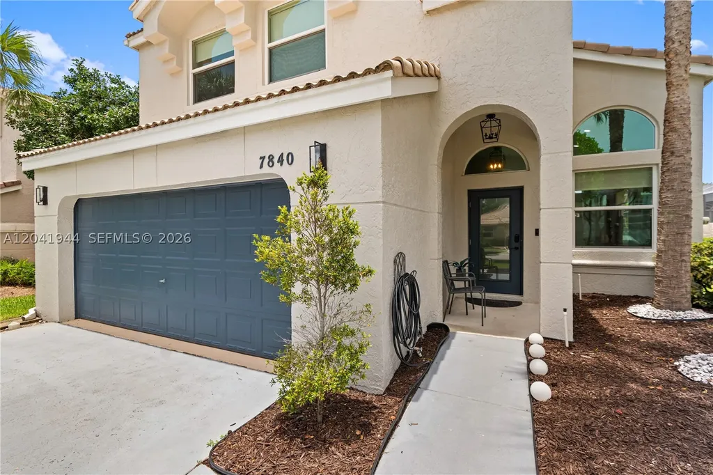 7840 Rockport Circle Lake Worth FL 33467