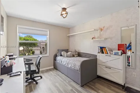 7840 Rockport Circle Lake Worth FL 33467