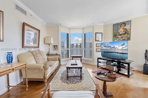 21205 Yacht Club Drive Aventura FL 33180